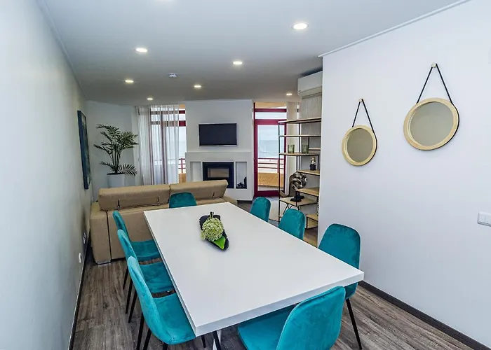 Atlantic Sun House 아파트 *